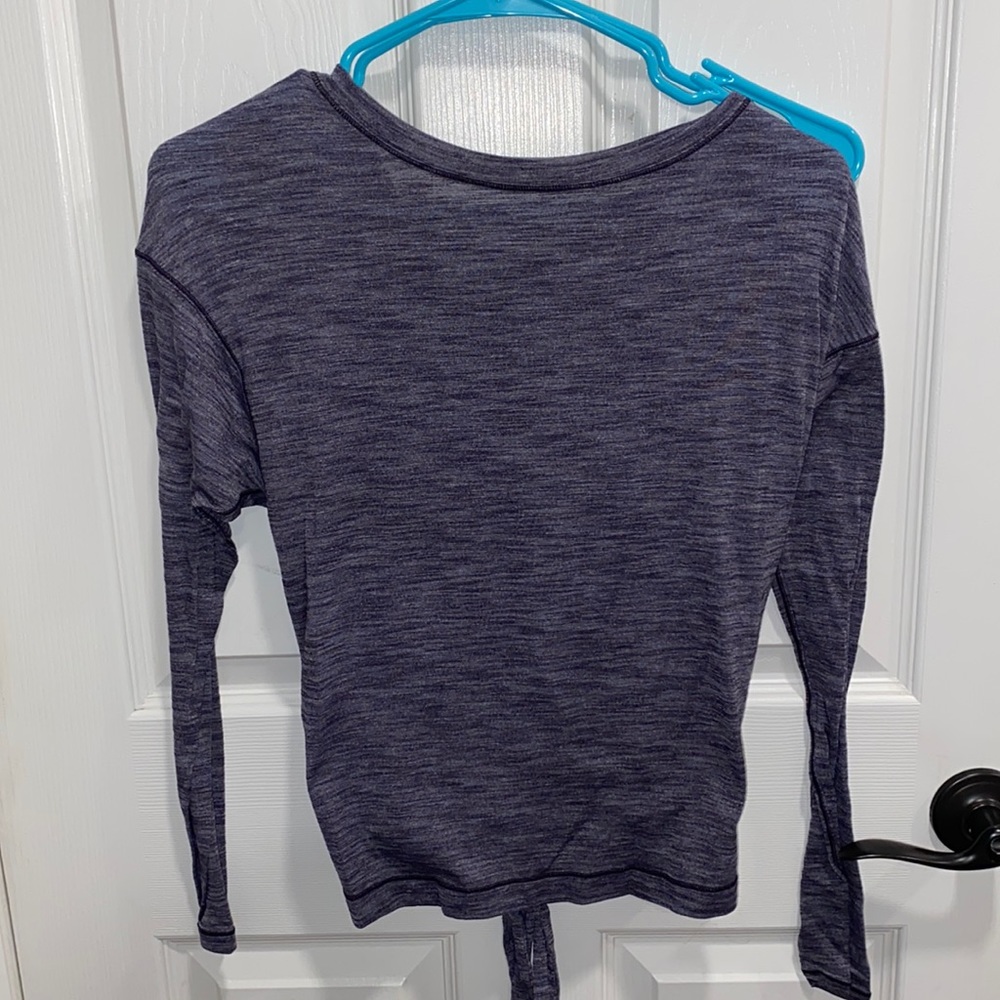 Lulu long-sleeve with back detail
